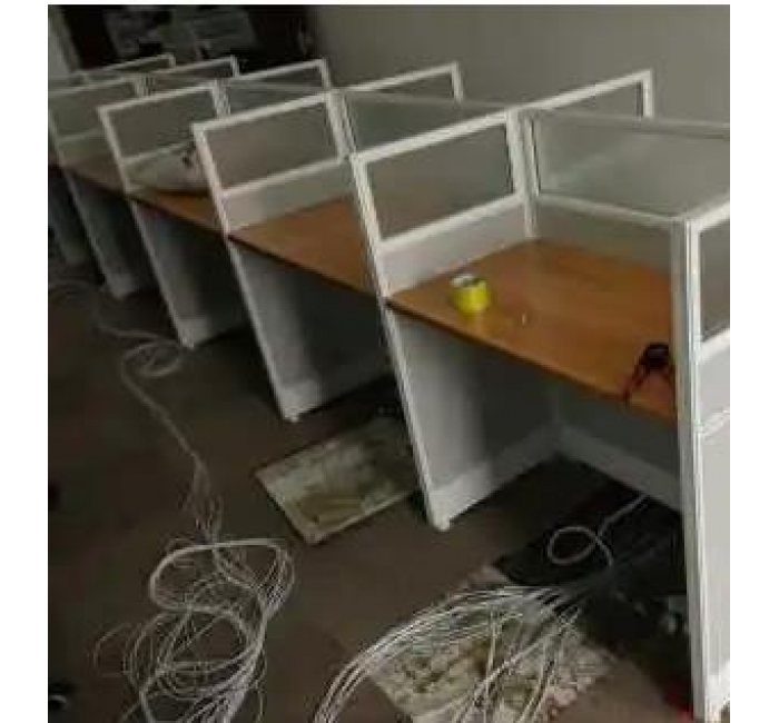 办公室布线、办公卡位布线、办公桌布线、电源插座布线、电话布线、强弱电布线